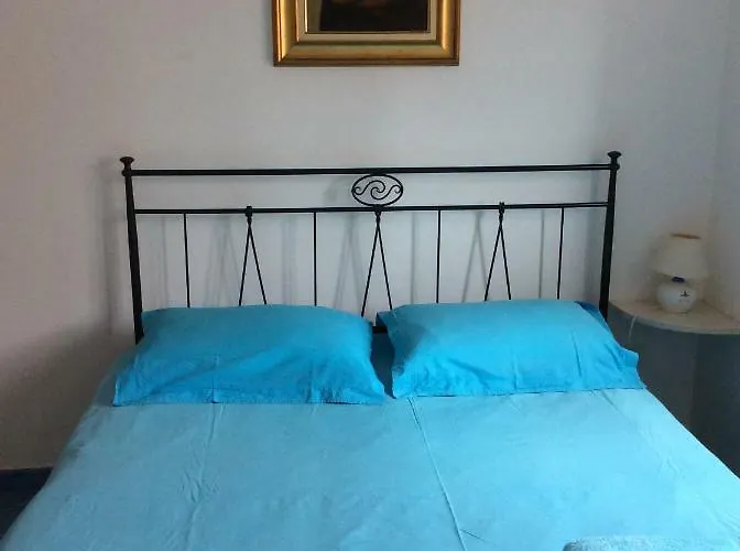 Tiffany Bed & Breakfast 4*